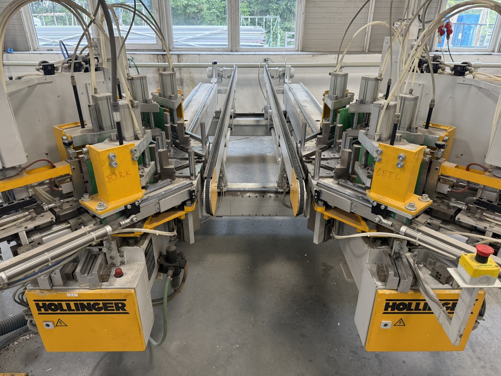 Machines for the production of plastic windows-1