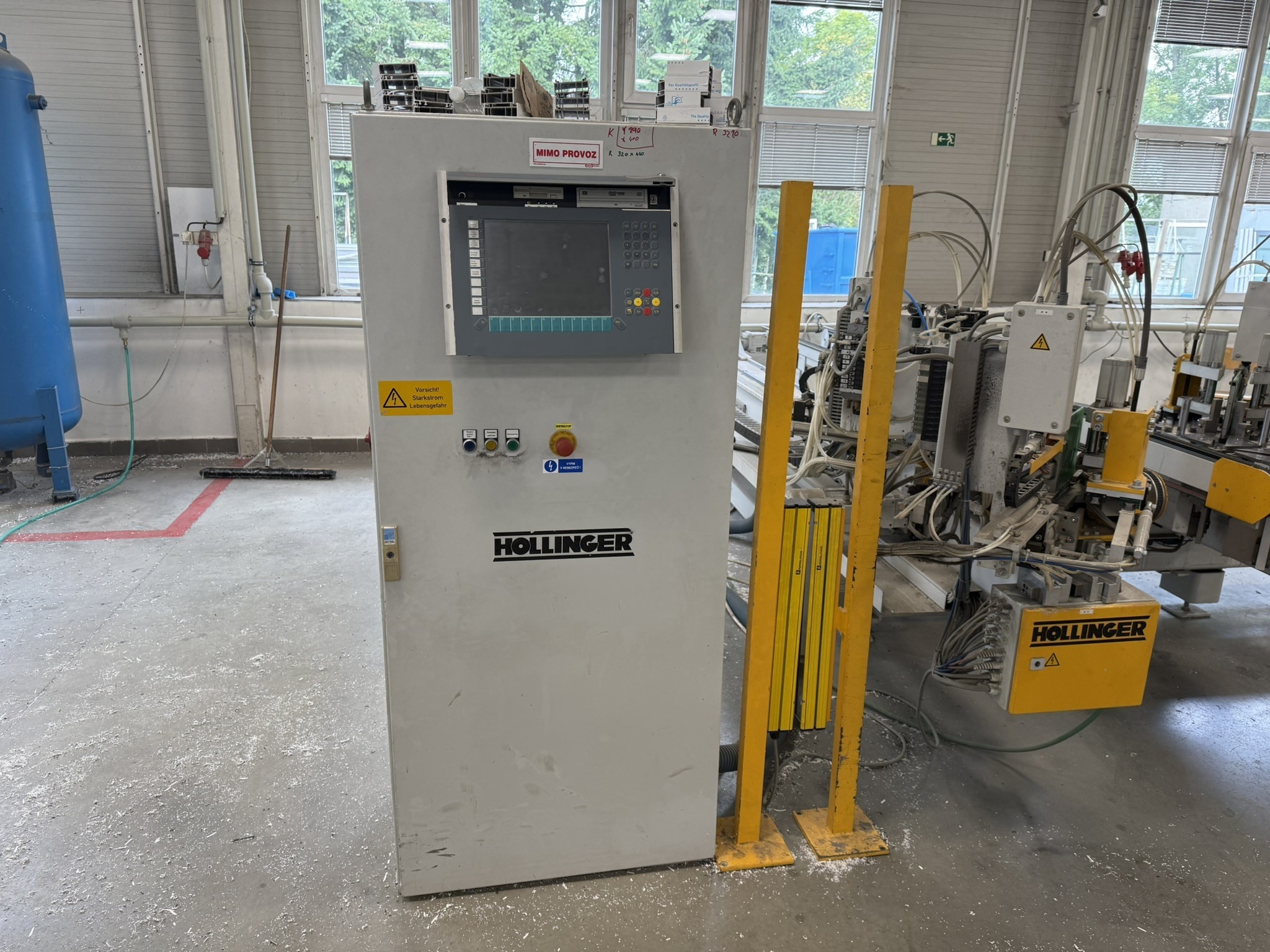 Machines for the production of plastic windows-3