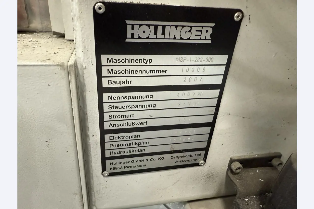 Maschinen zur Herstellung von Kunststofffenstern-6