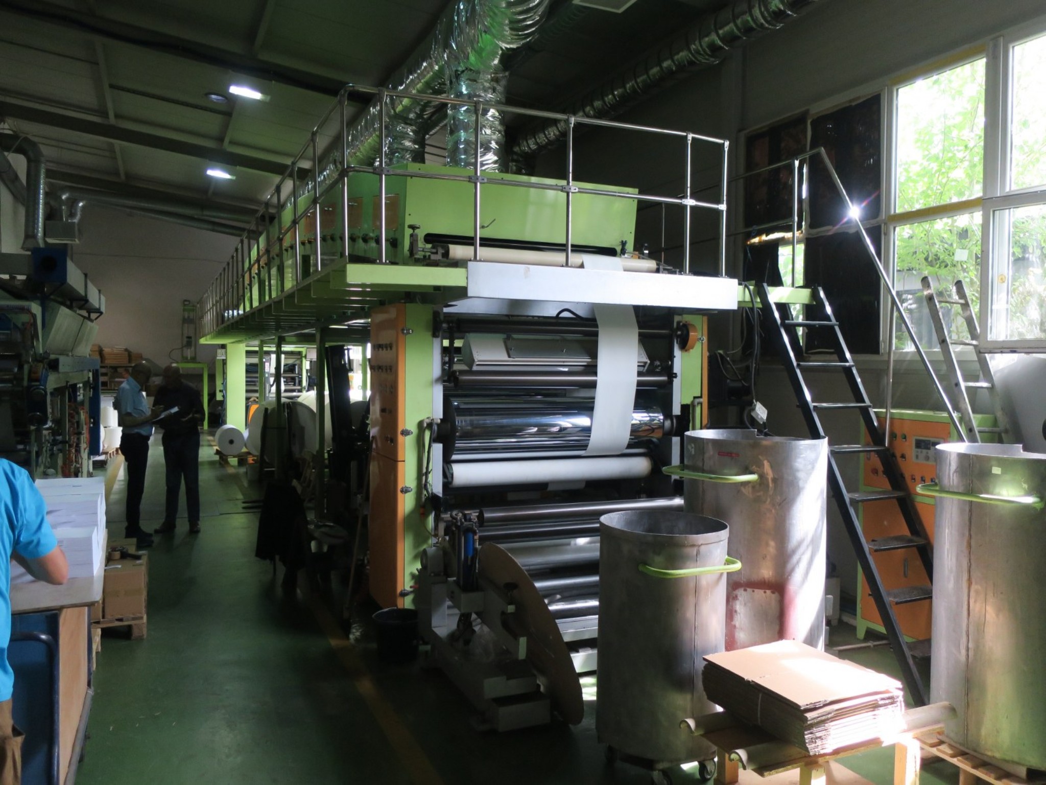 Máquinas da indústria do papel-12