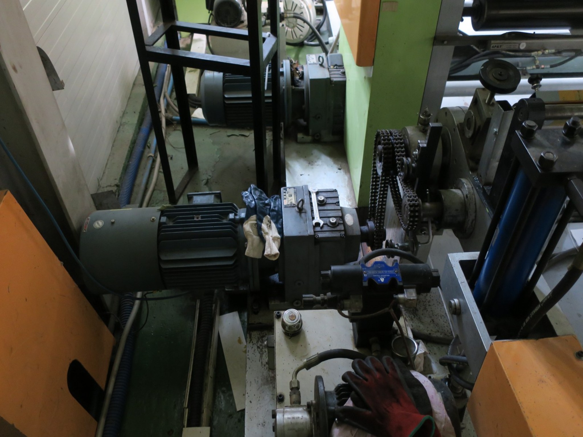 Máquinas da indústria do papel-22