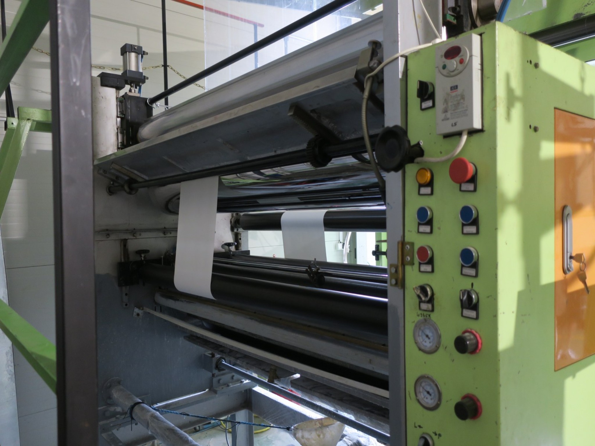 Máquinas da indústria do papel-8