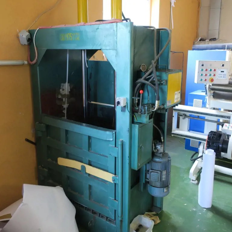 Altpapierpresse  E40T