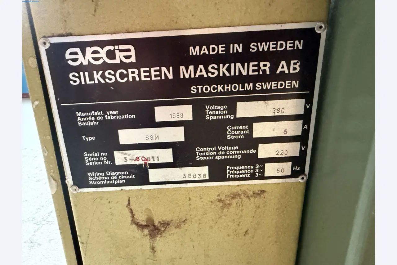 Operating equipment of a technical flocking company-3