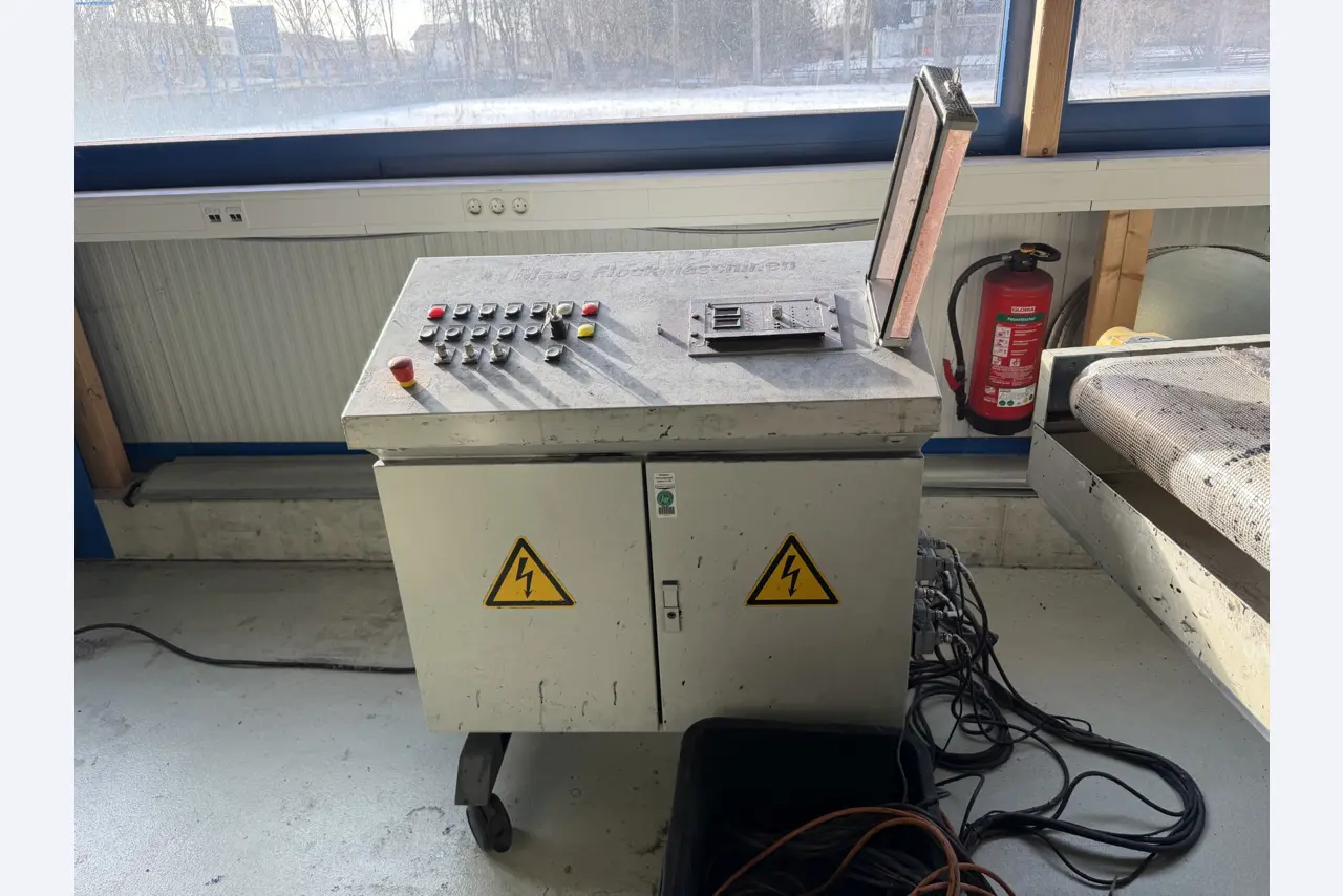 Operating equipment of a technical flocking company-4