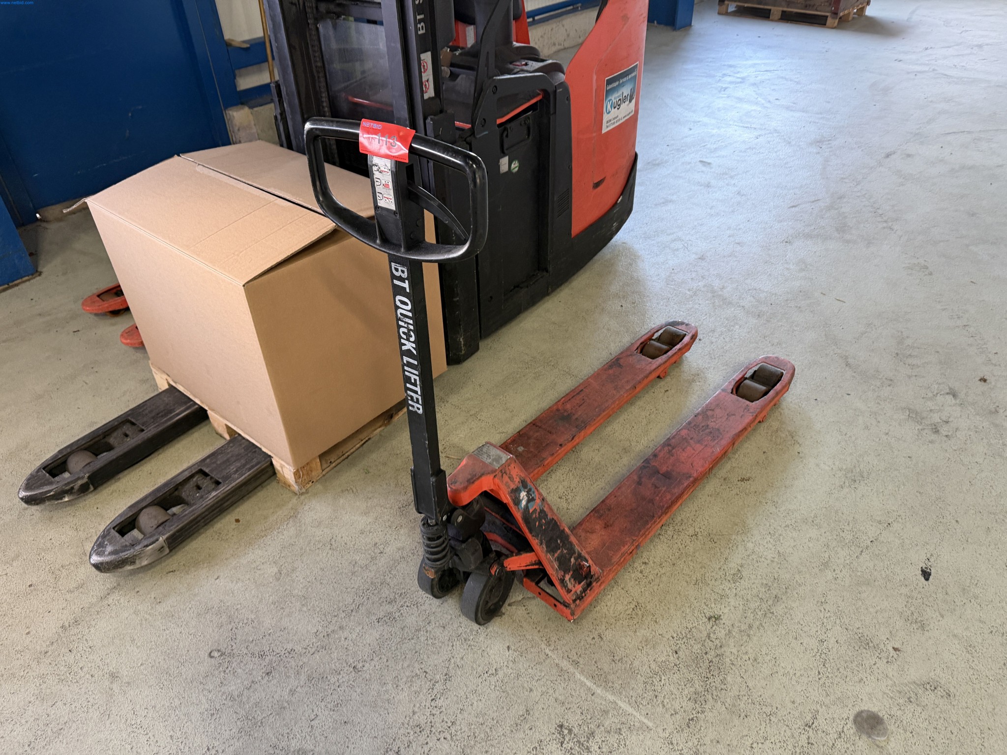 Operating equipment of a technical flocking company-1