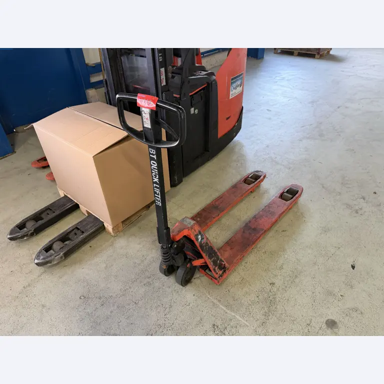 Operating equipment of a technical flocking company-1