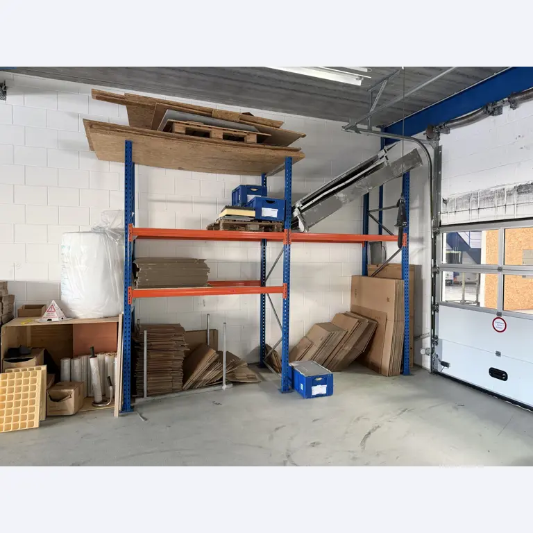 Operating equipment of a technical flocking company-1