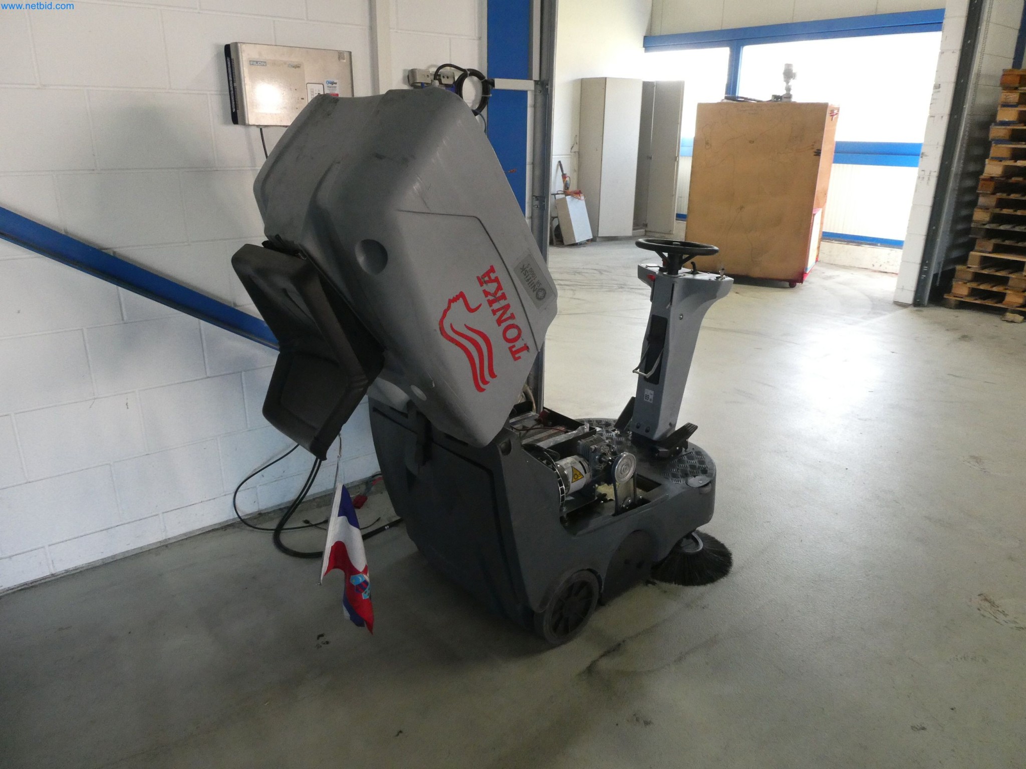 Operating equipment of a technical flocking company-2