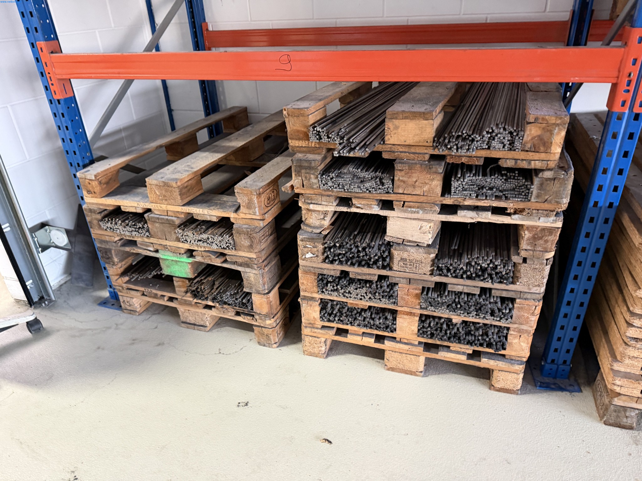 Operating equipment of a technical flocking company-1