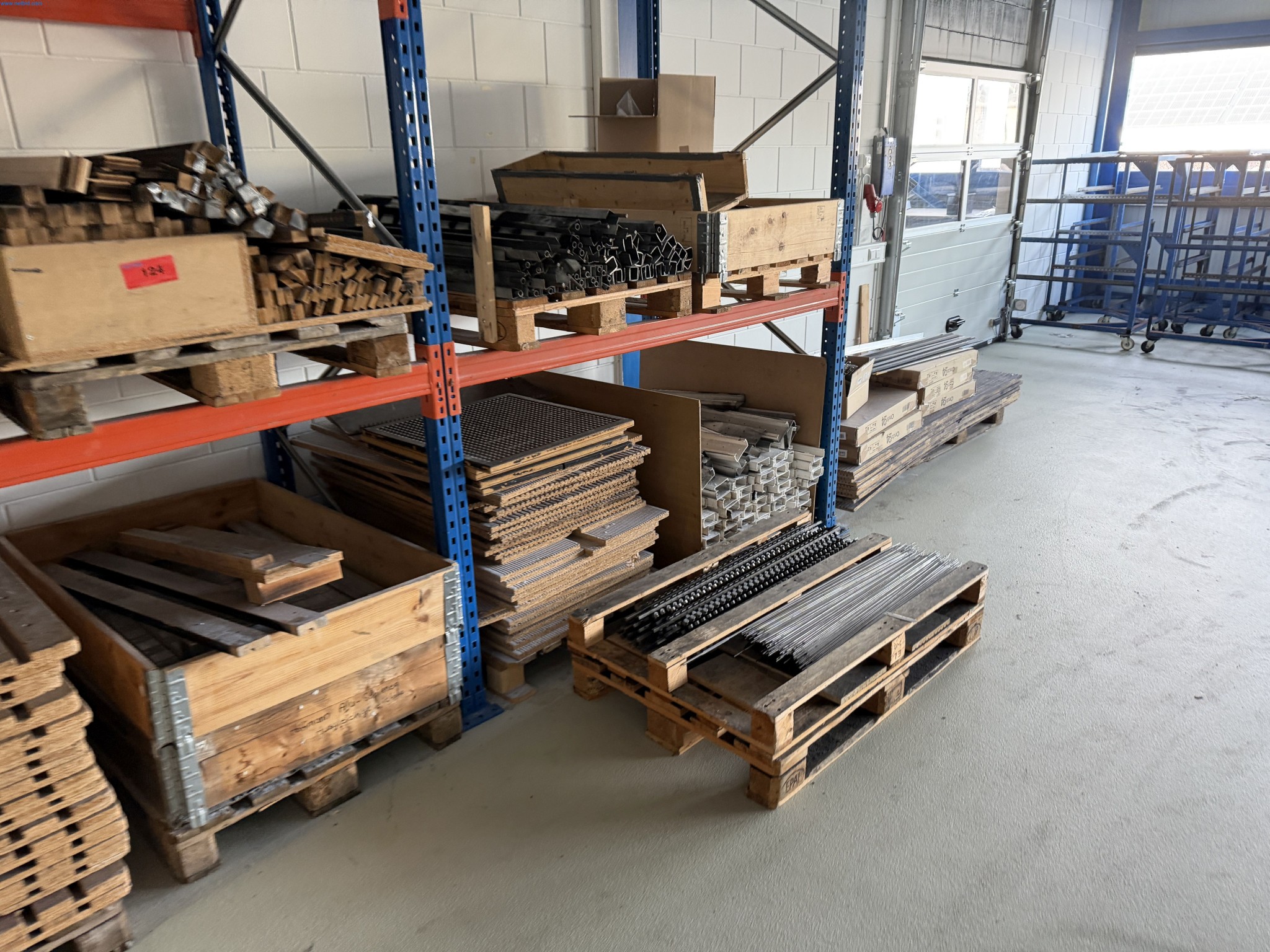 Operating equipment of a technical flocking company-3