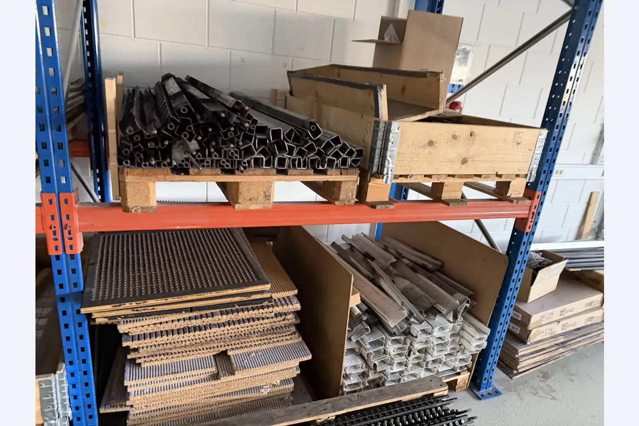 Operating equipment of a technical flocking company-4