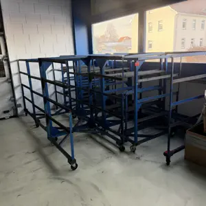 6 Multi-level trolley