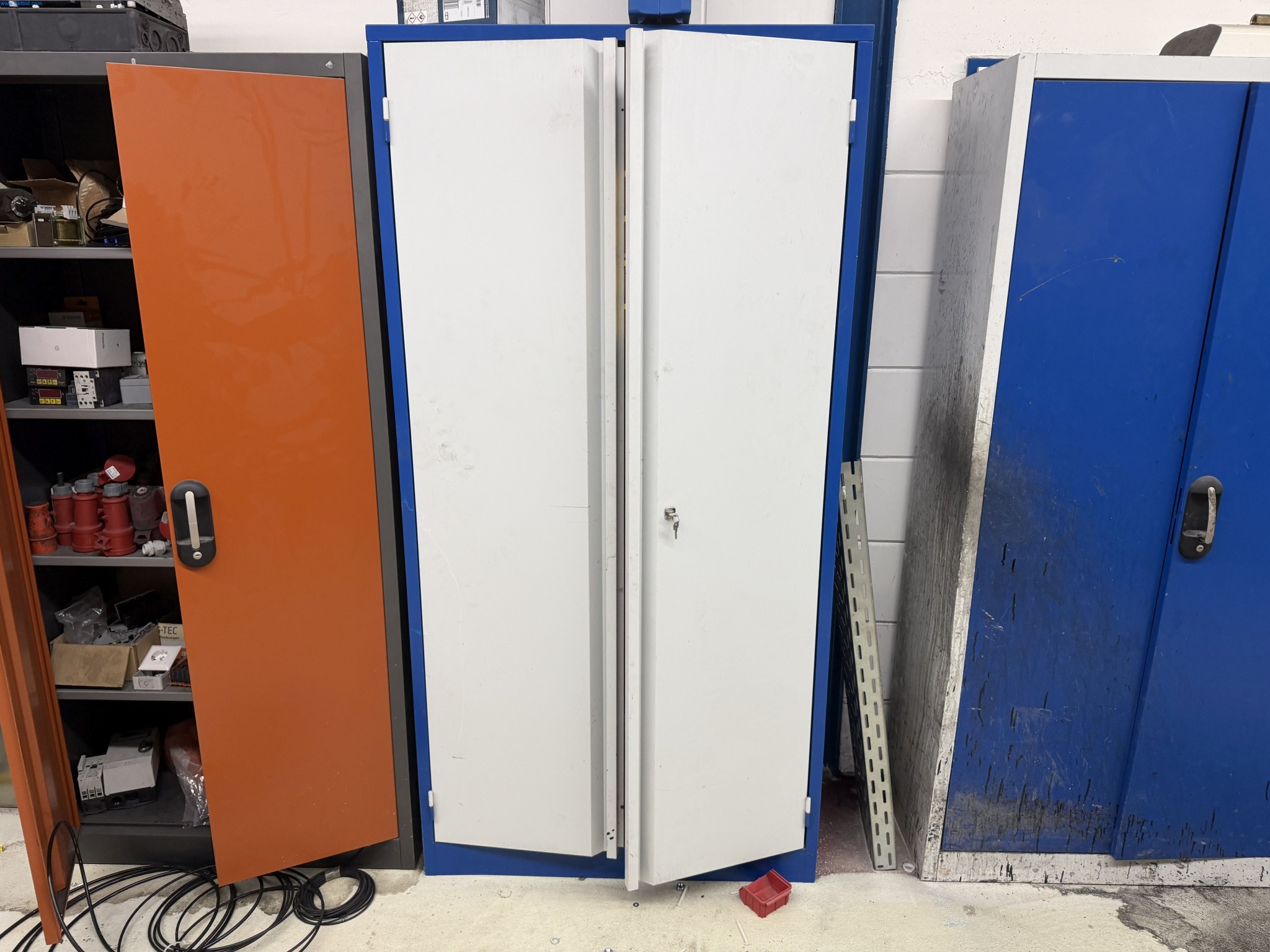 Operating equipment of a technical flocking company-2