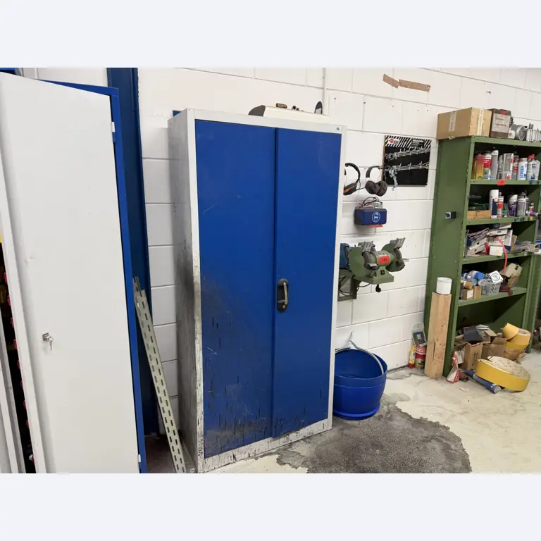 Operating equipment of a technical flocking company-3