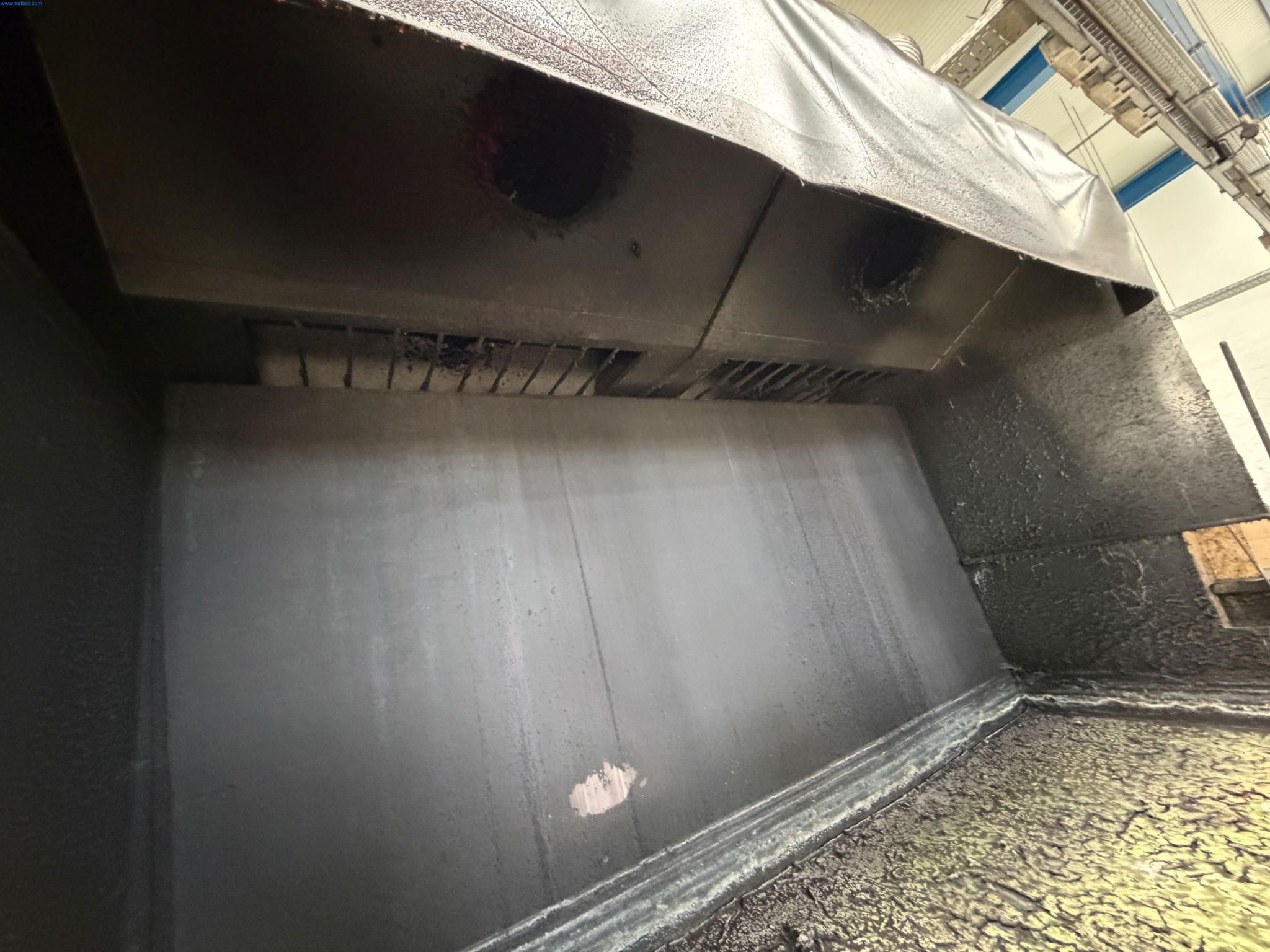 Operating equipment of a technical flocking company-4