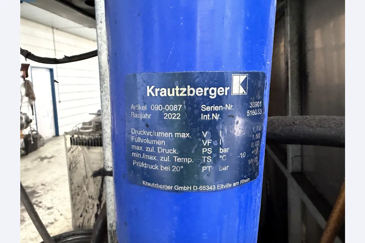 Operating equipment of a technical flocking company-6