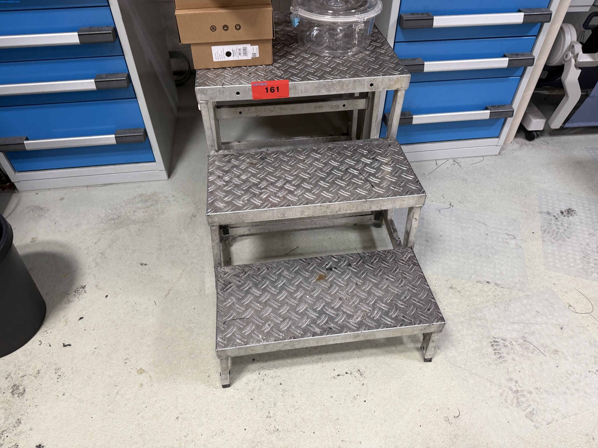 Operating equipment of a technical flocking company-1