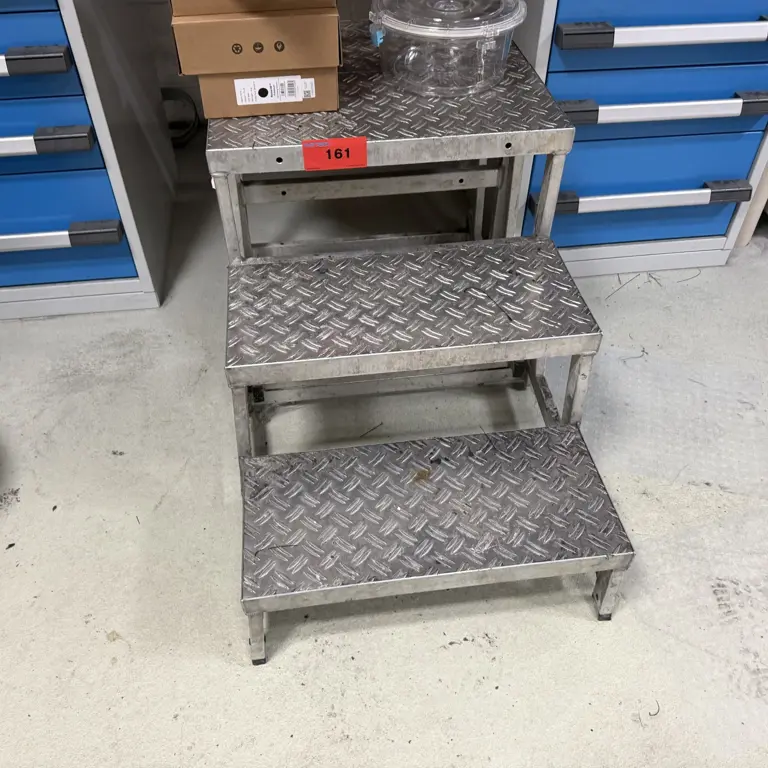 Aluminum step