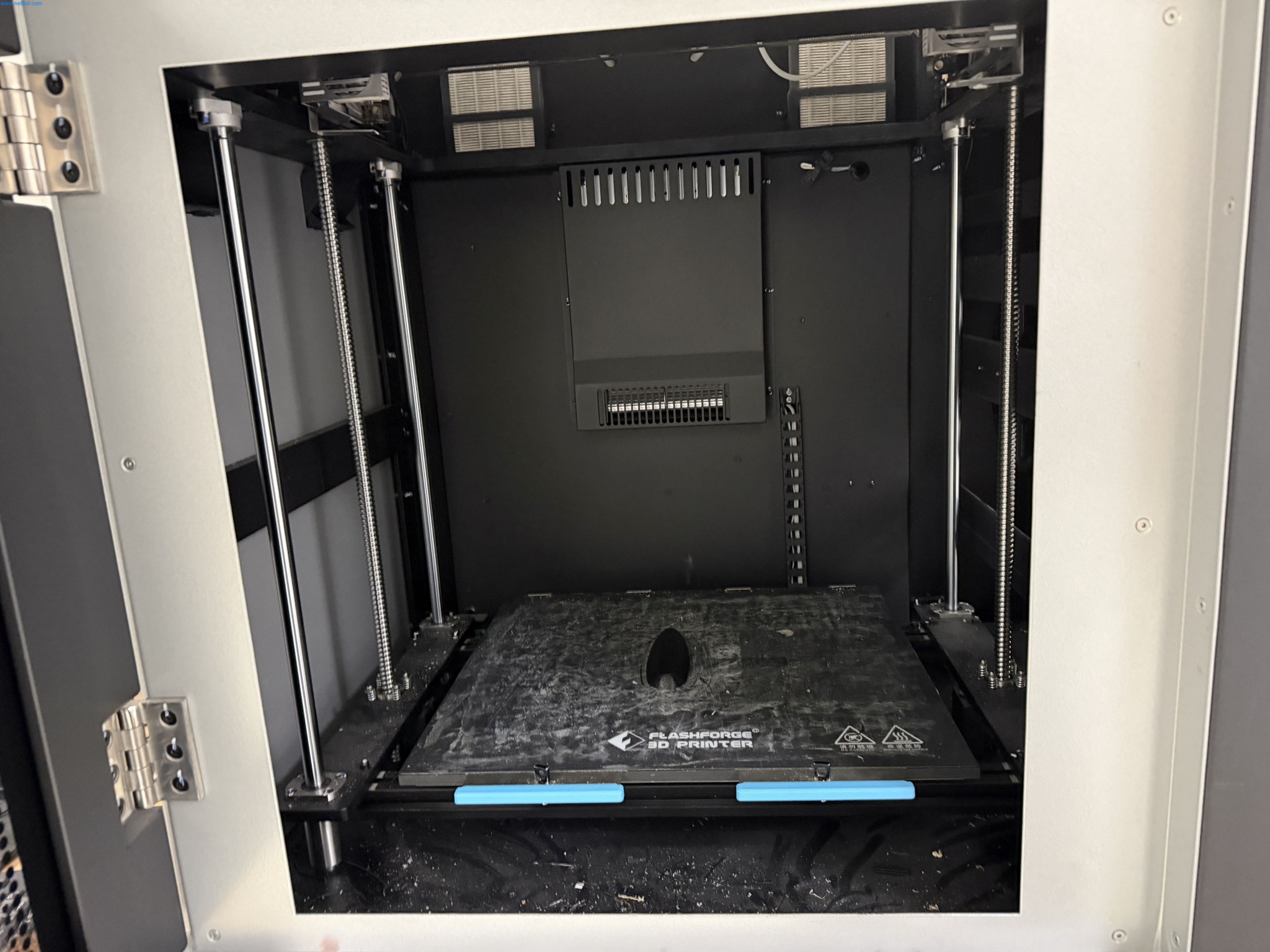 Operating equipment of a technical flocking company-2