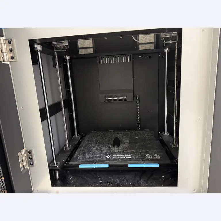 Operating equipment of a technical flocking company-2