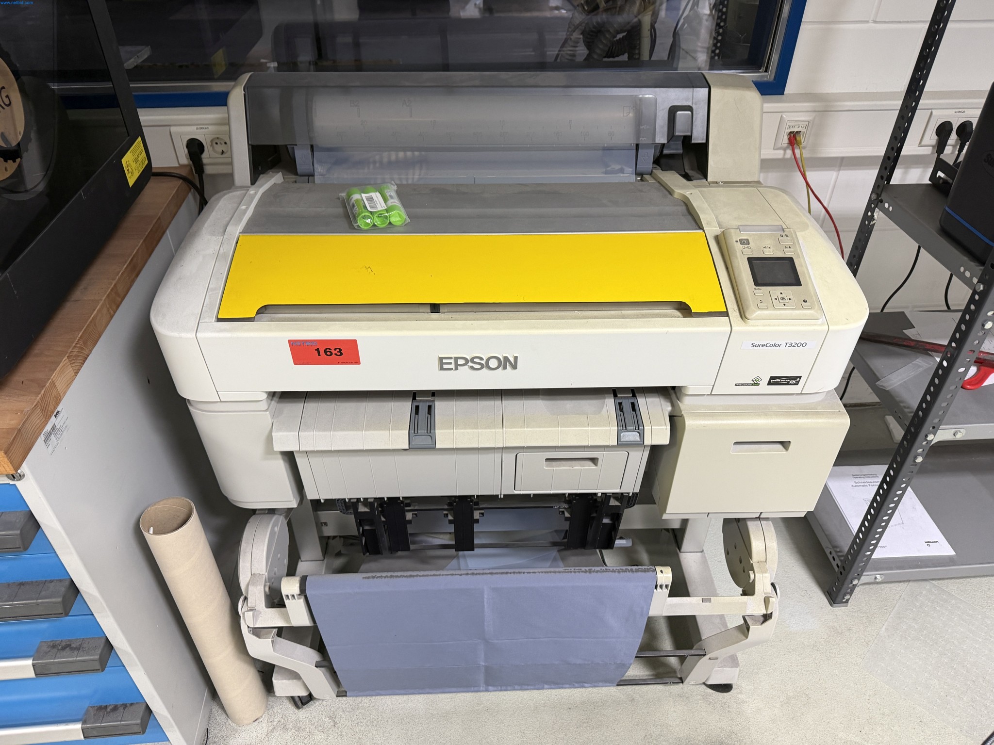 Operating equipment of a technical flocking company-1