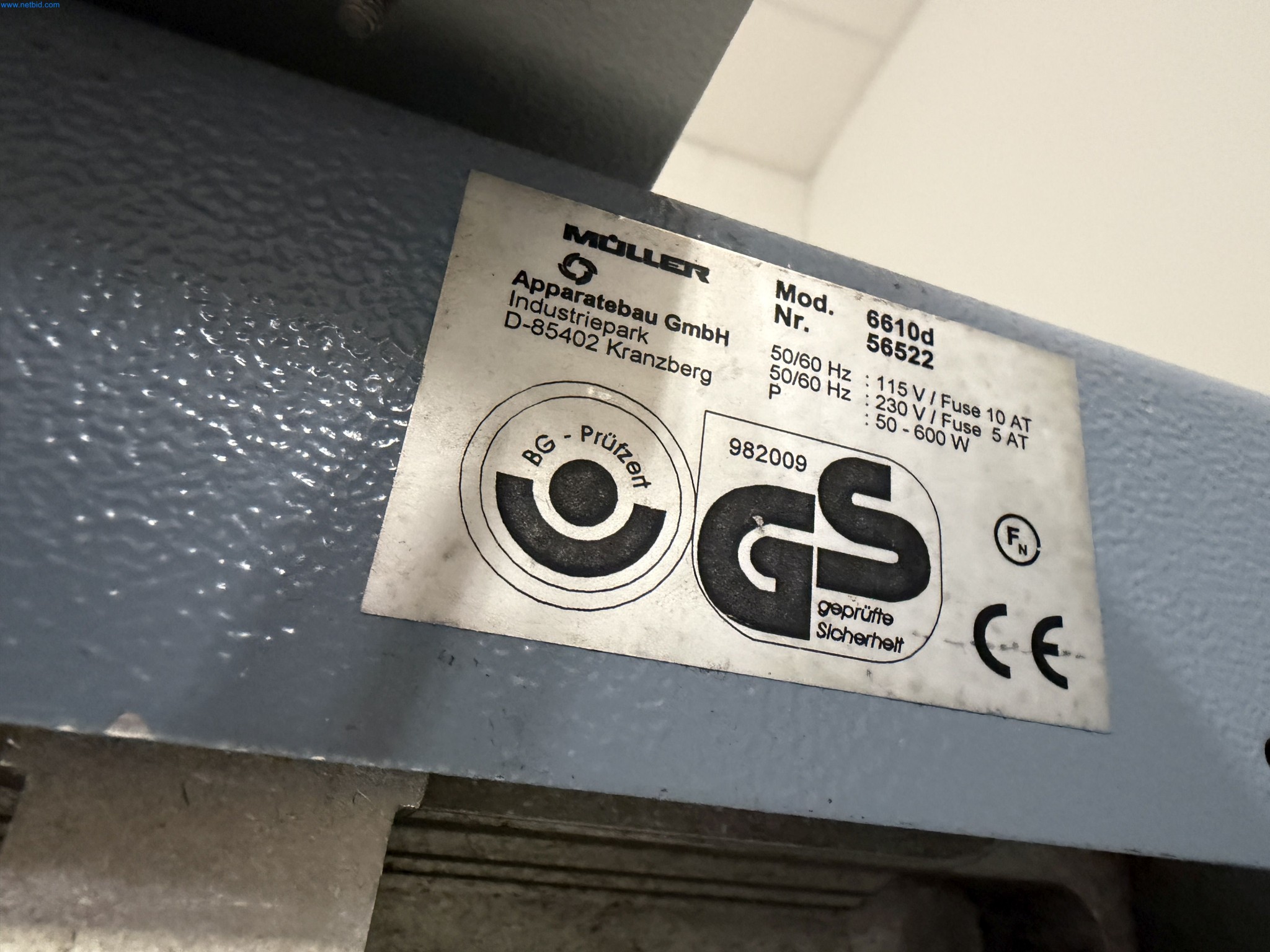 Operating equipment of a technical flocking company-3