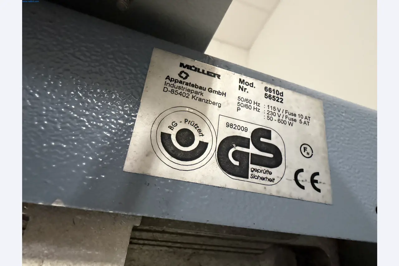 Operating equipment of a technical flocking company-3