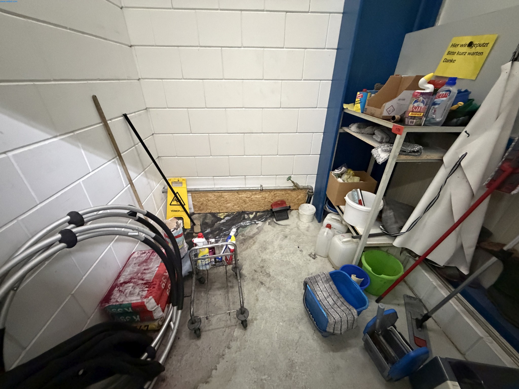 Operating equipment of a technical flocking company-2