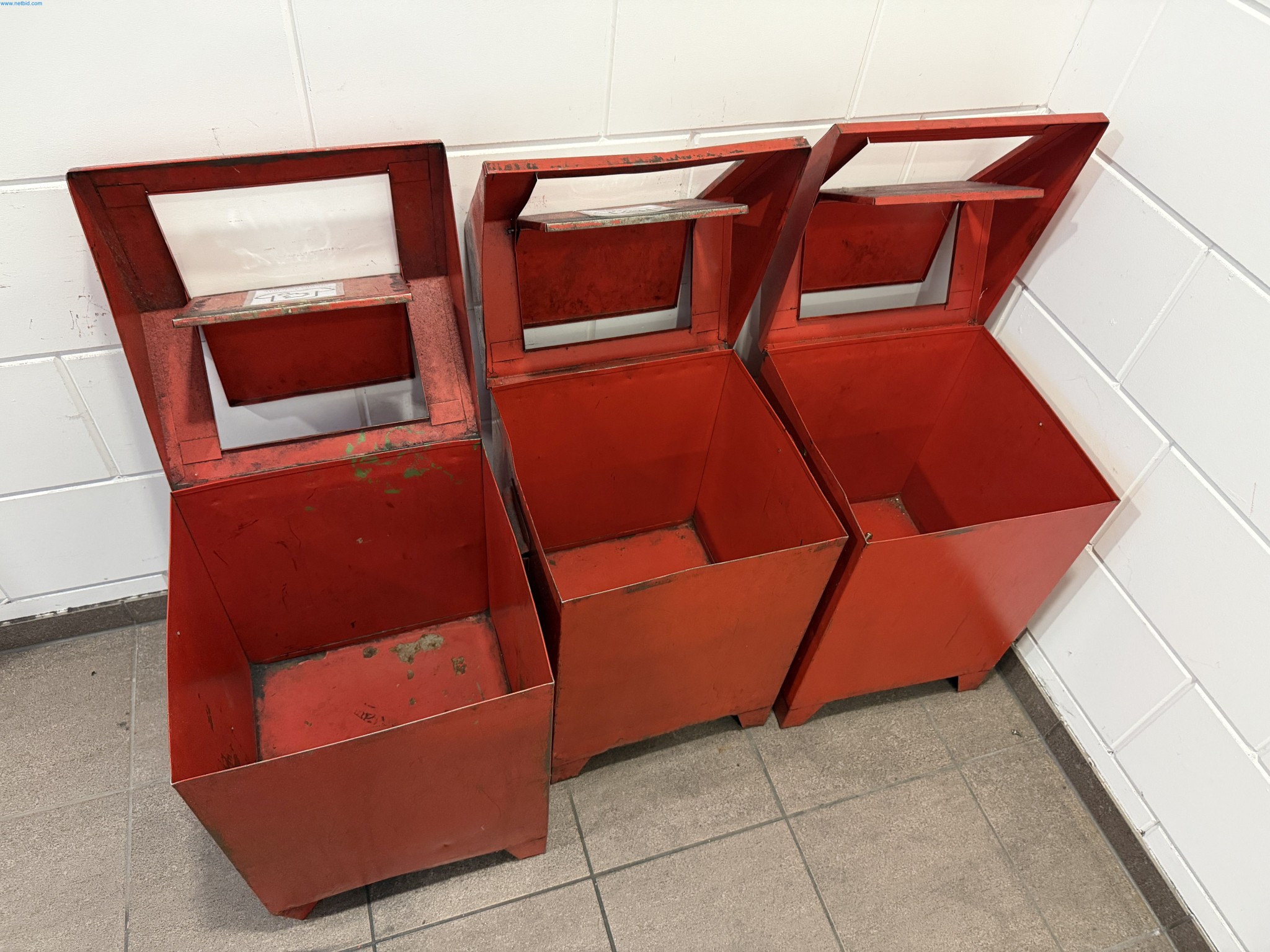 Operating equipment of a technical flocking company-2