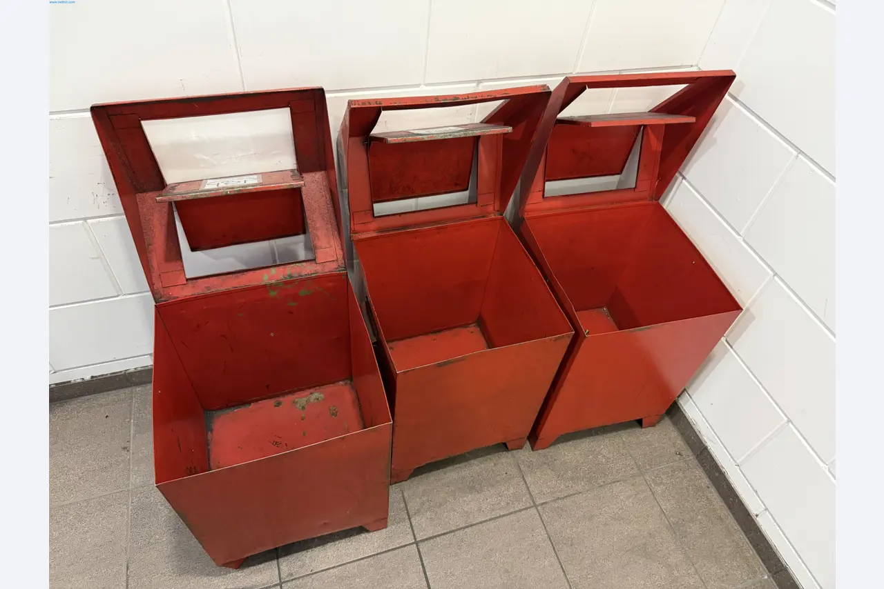 Operating equipment of a technical flocking company-2