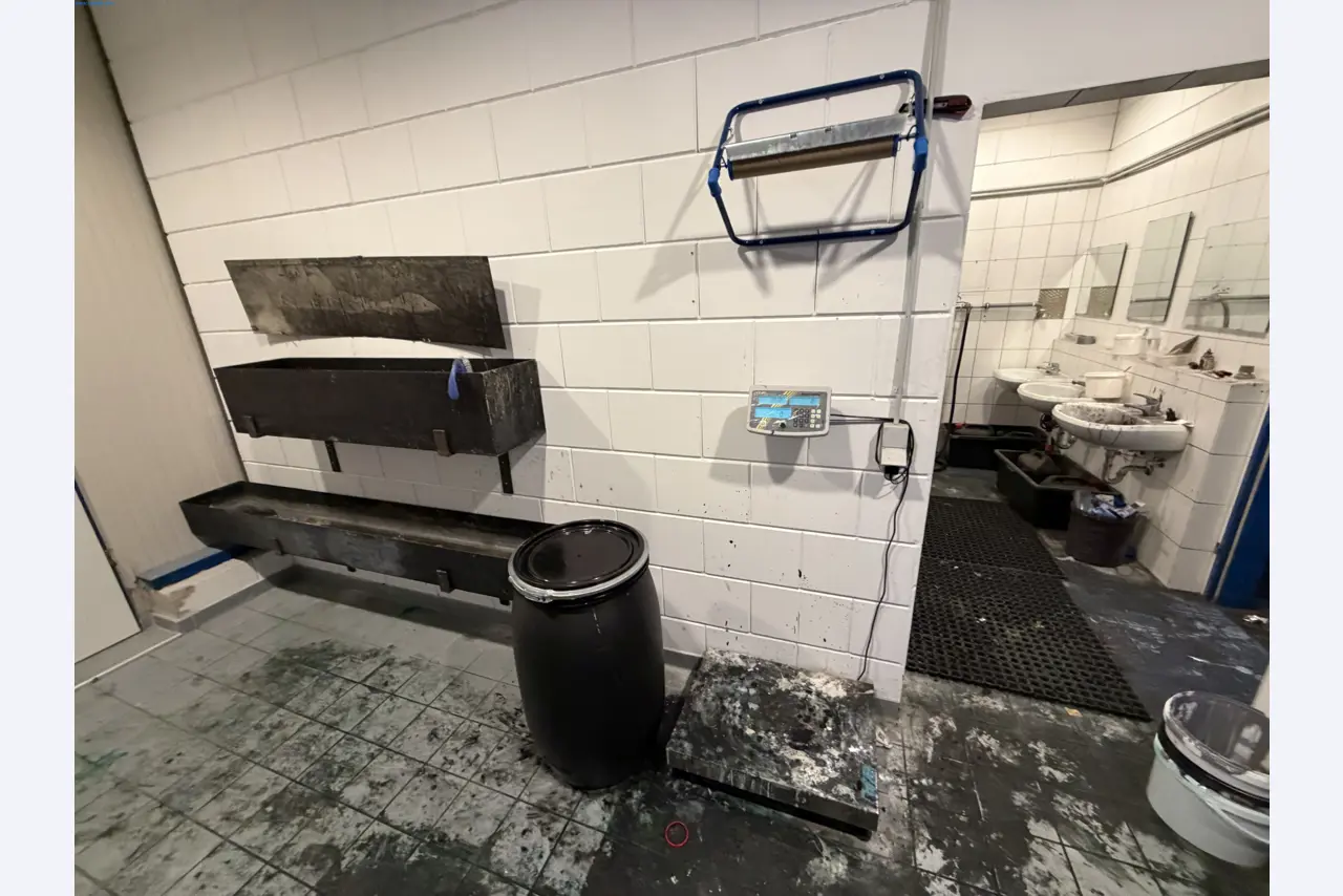 Operating equipment of a technical flocking company-5