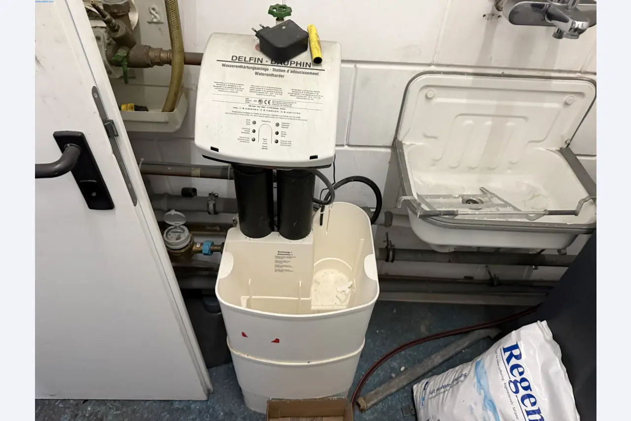 Operating equipment of a technical flocking company-1