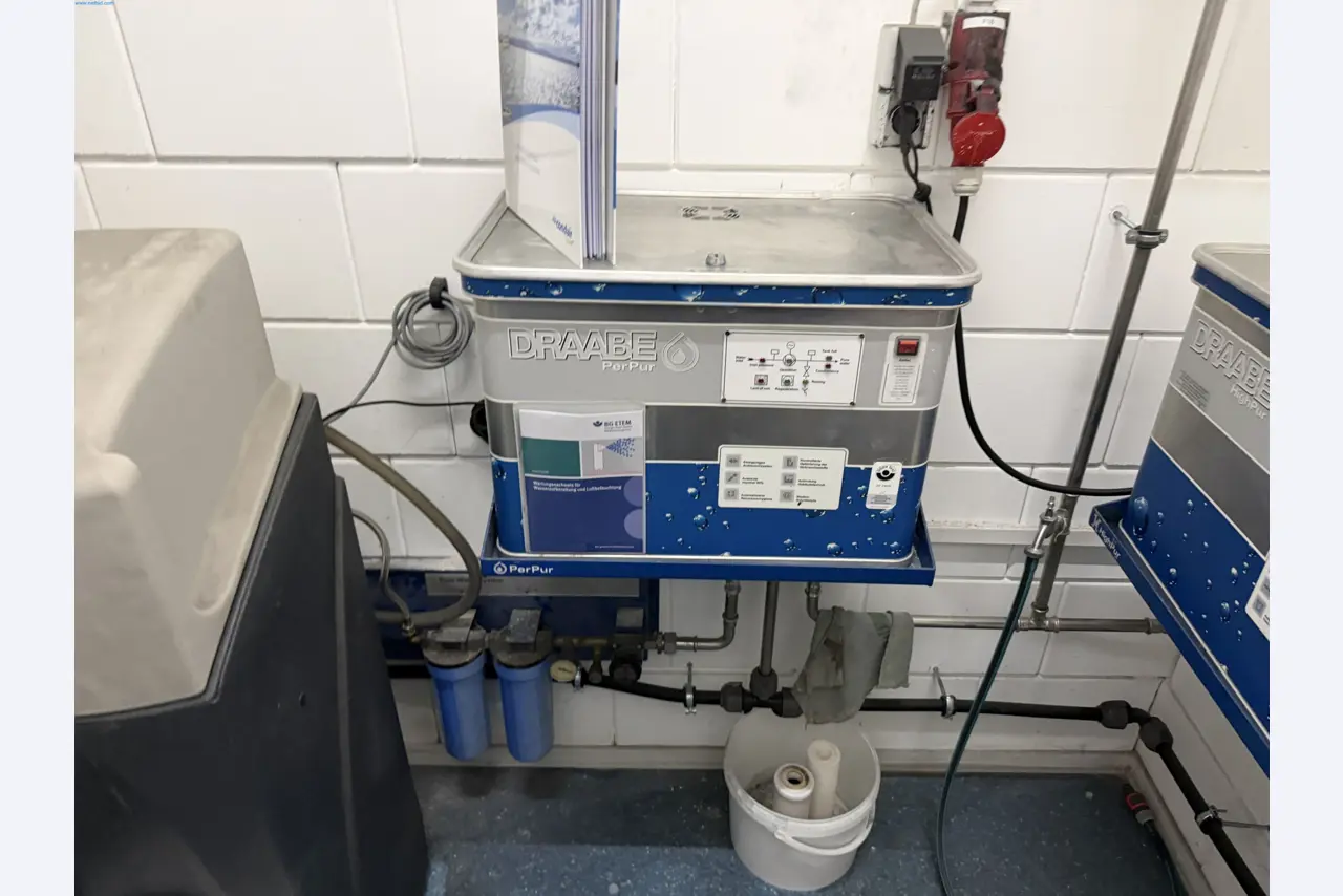 Operating equipment of a technical flocking company-3