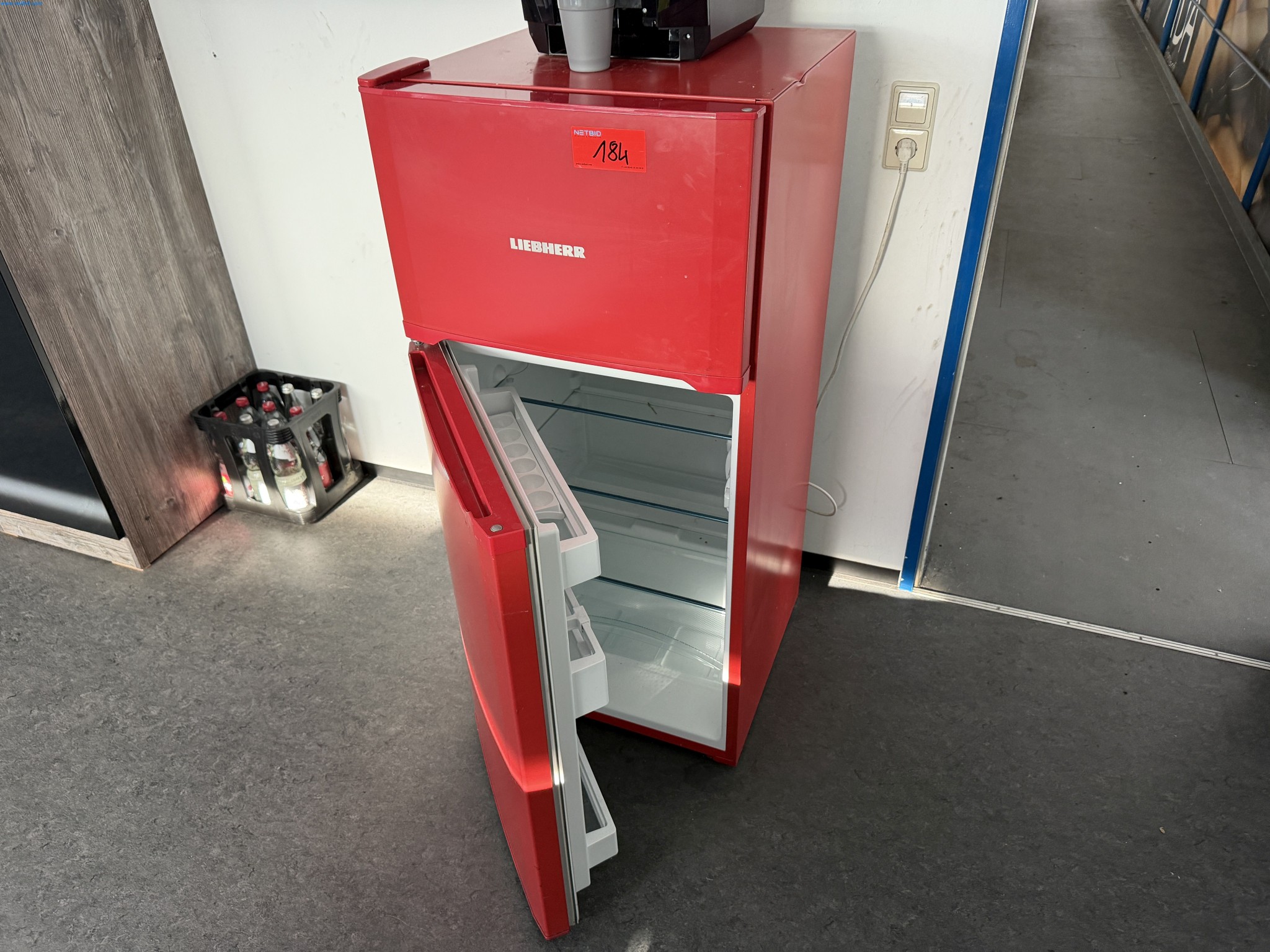 Operating equipment of a technical flocking company-1