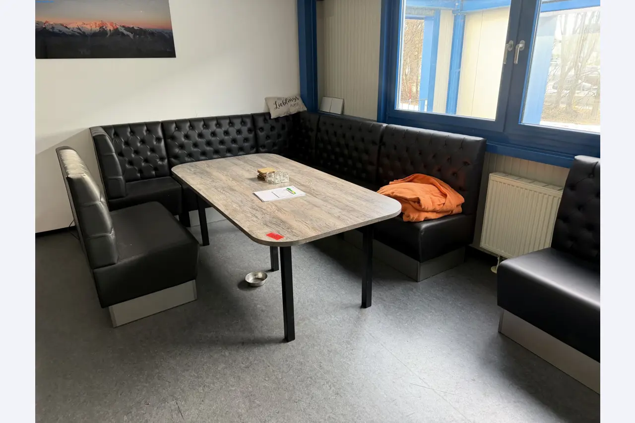 Operating equipment of a technical flocking company-1