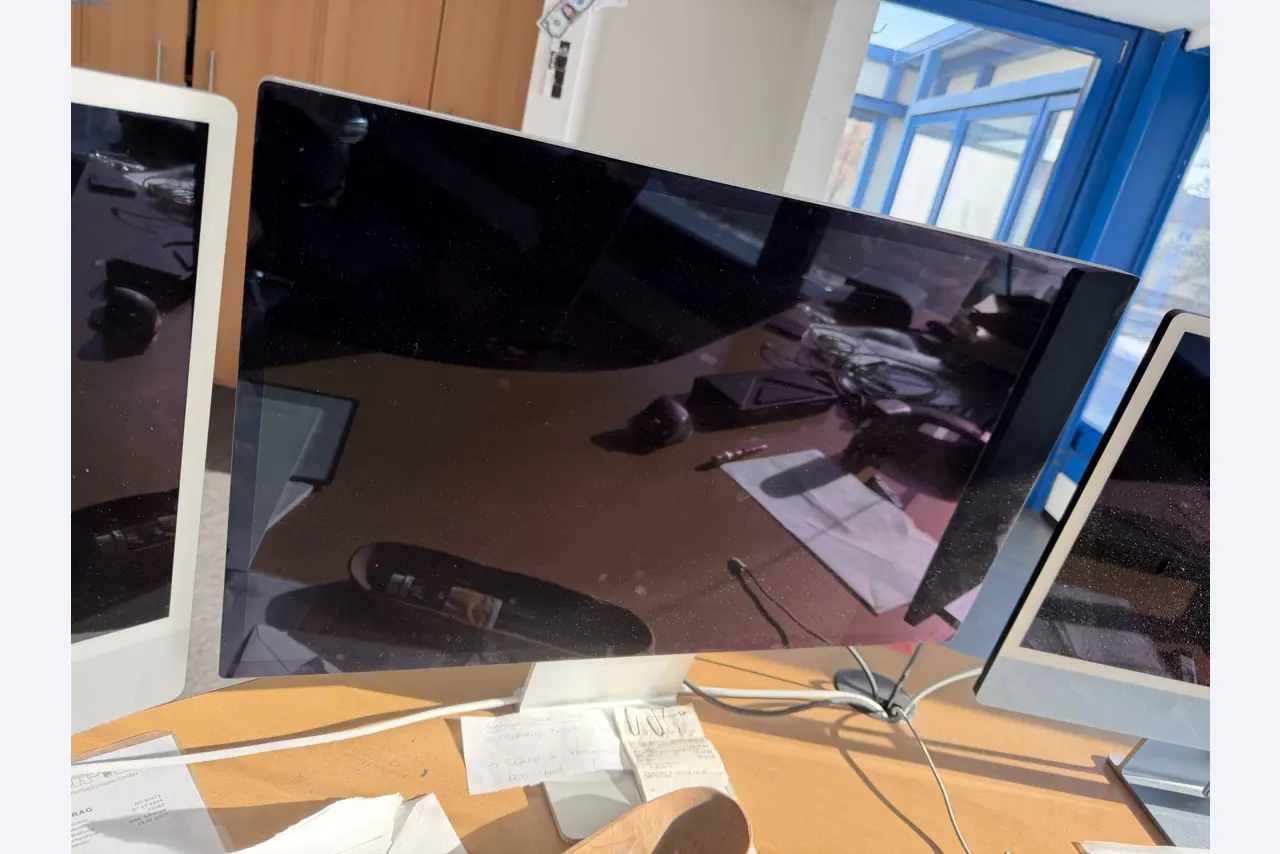 Operating equipment of a technical flocking company-2