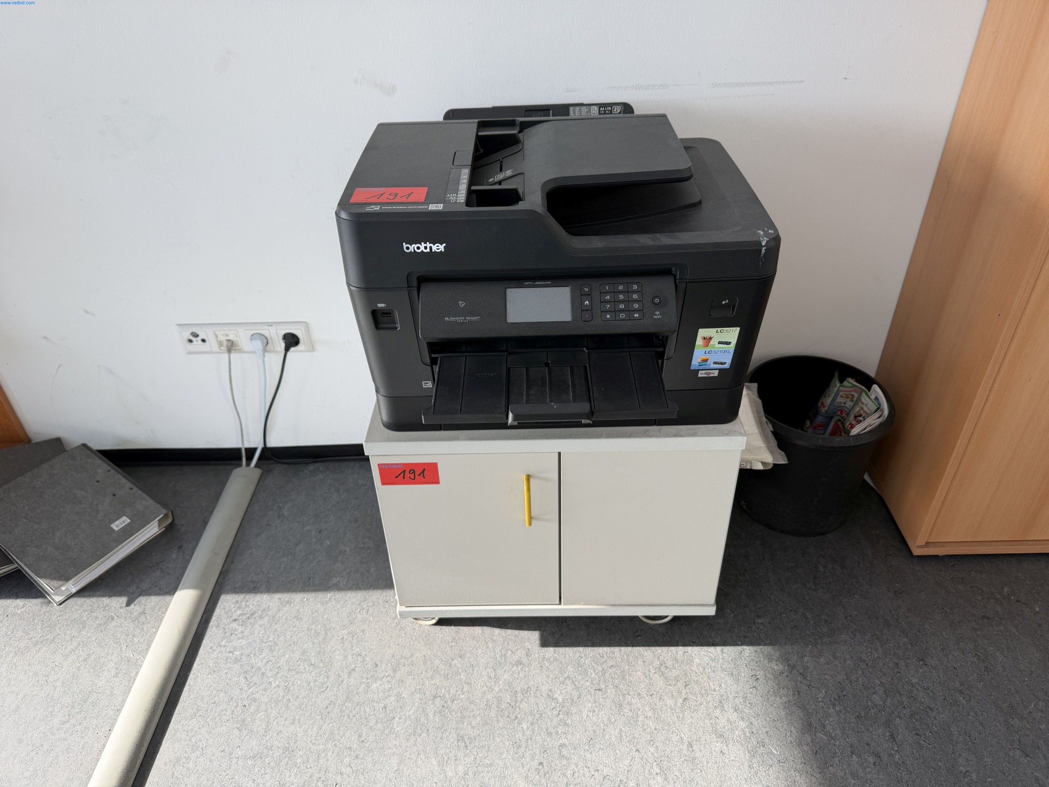 Operating equipment of a technical flocking company-1