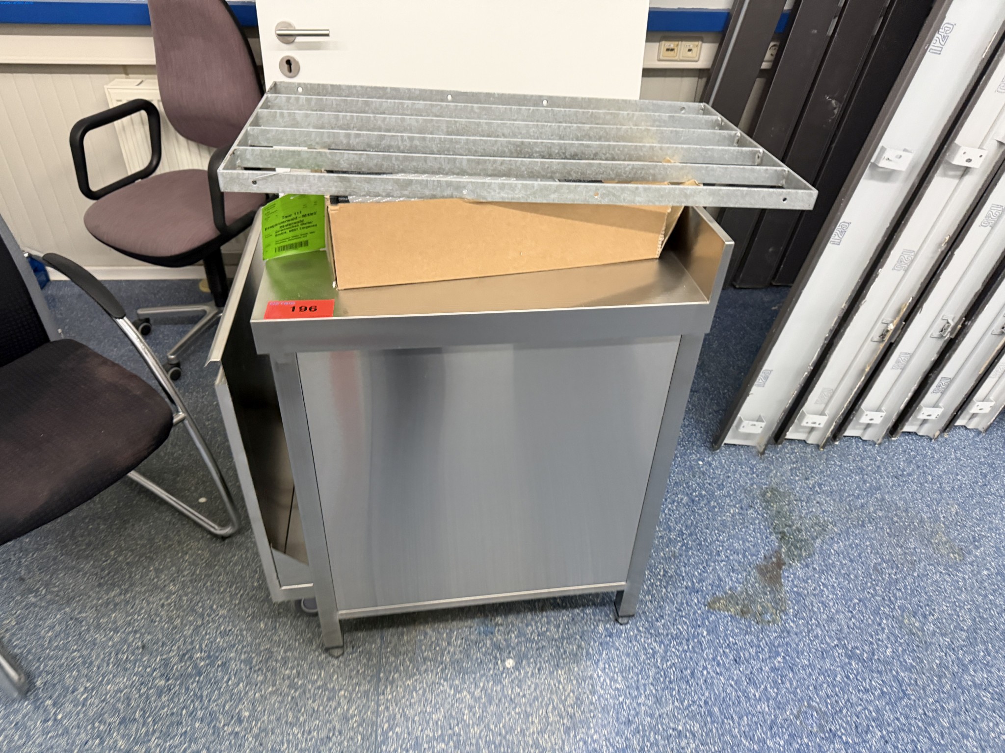 Operating equipment of a technical flocking company-2