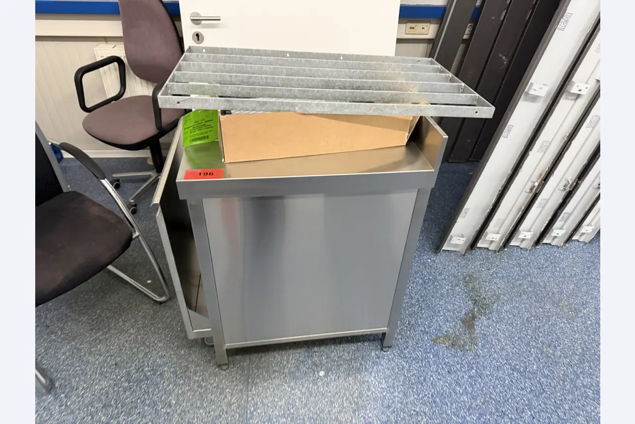 Operating equipment of a technical flocking company-2