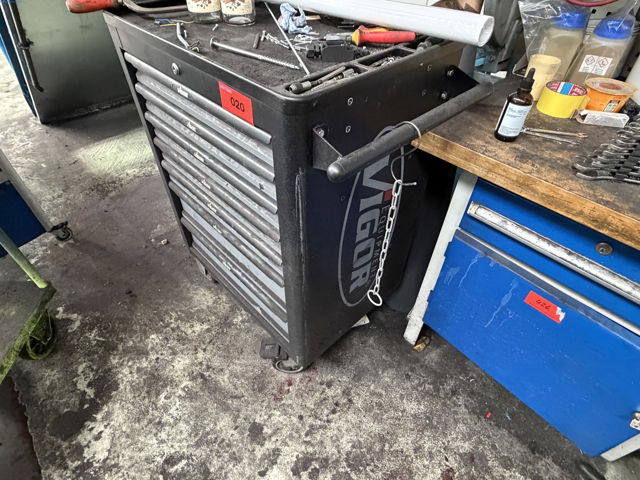 Operating equipment of a technical flocking company-2