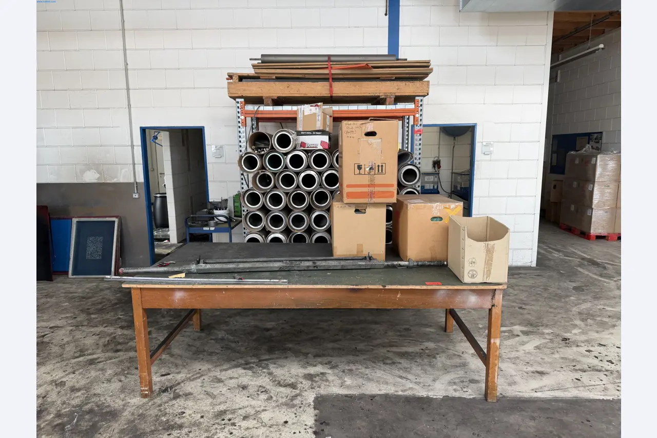 Operating equipment of a technical flocking company-2