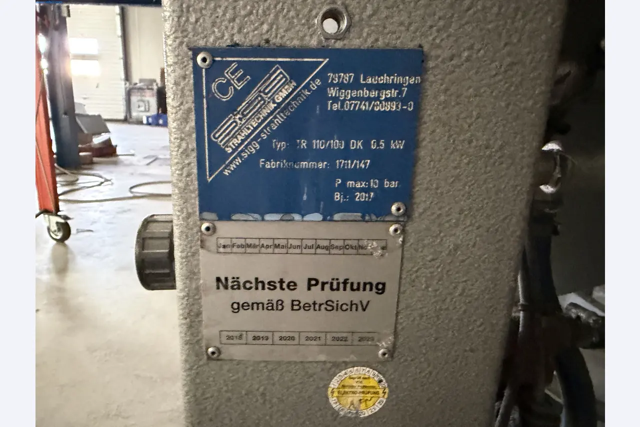 Operating equipment of a technical flocking company-5