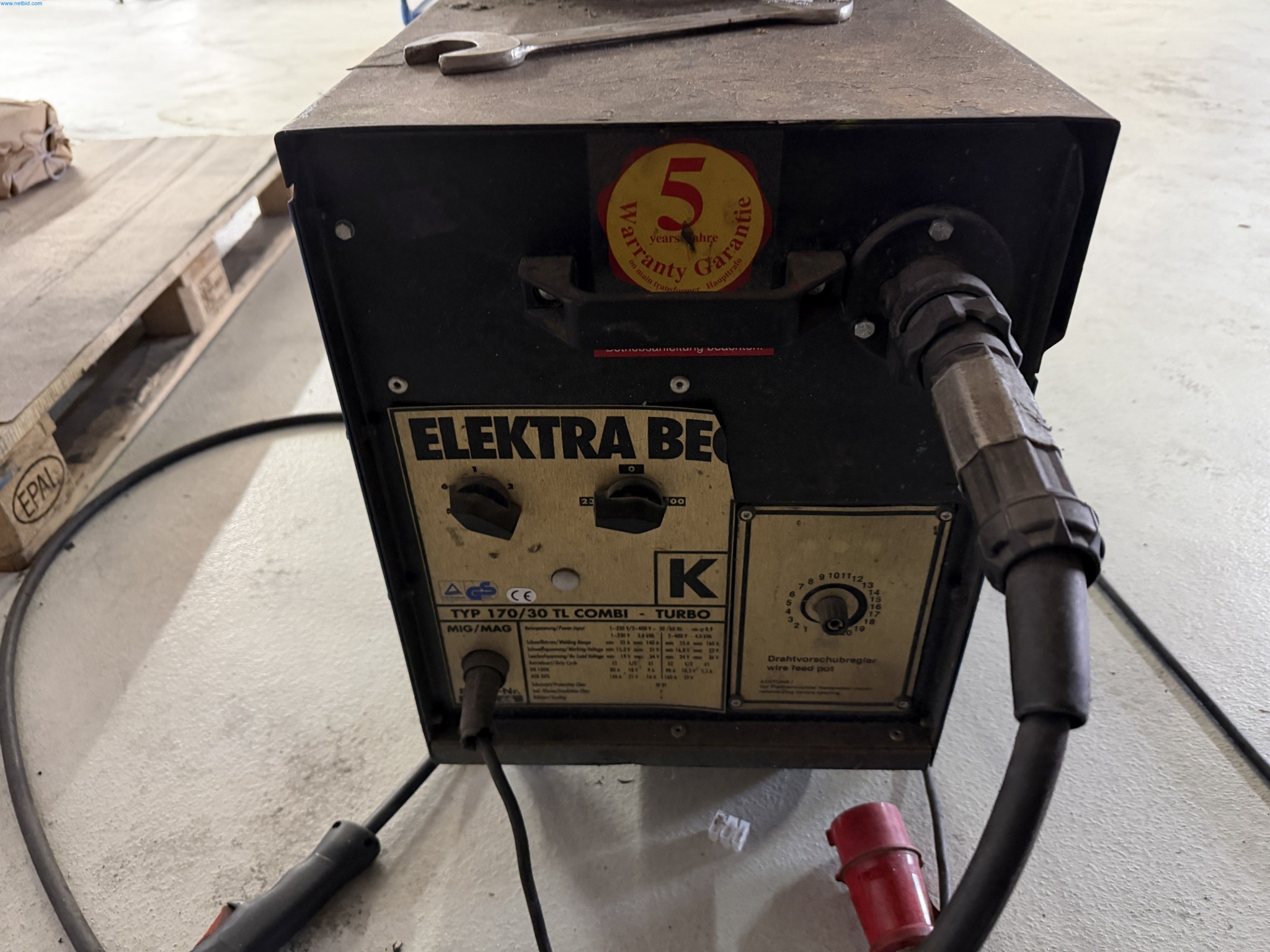 Operating equipment of a technical flocking company-2