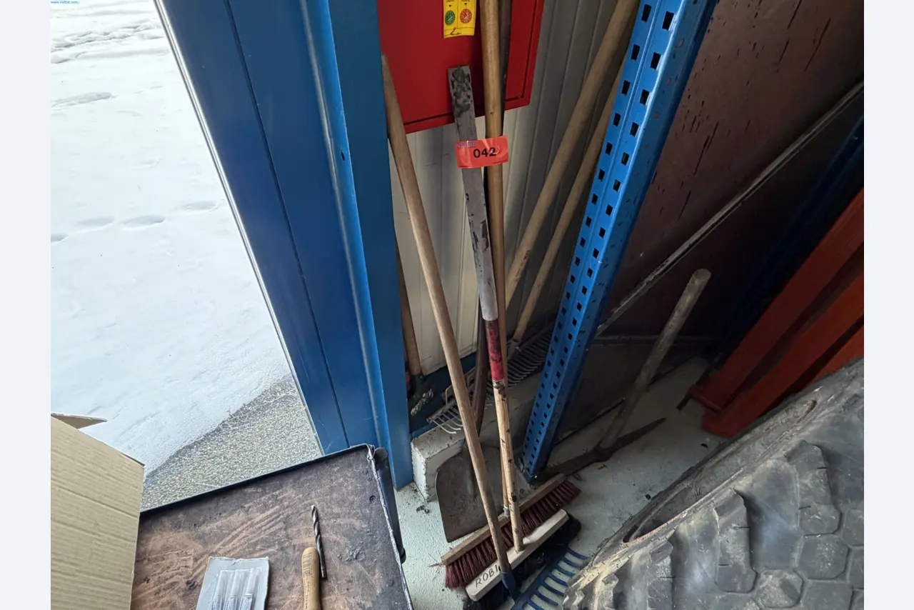 Operating equipment of a technical flocking company-1