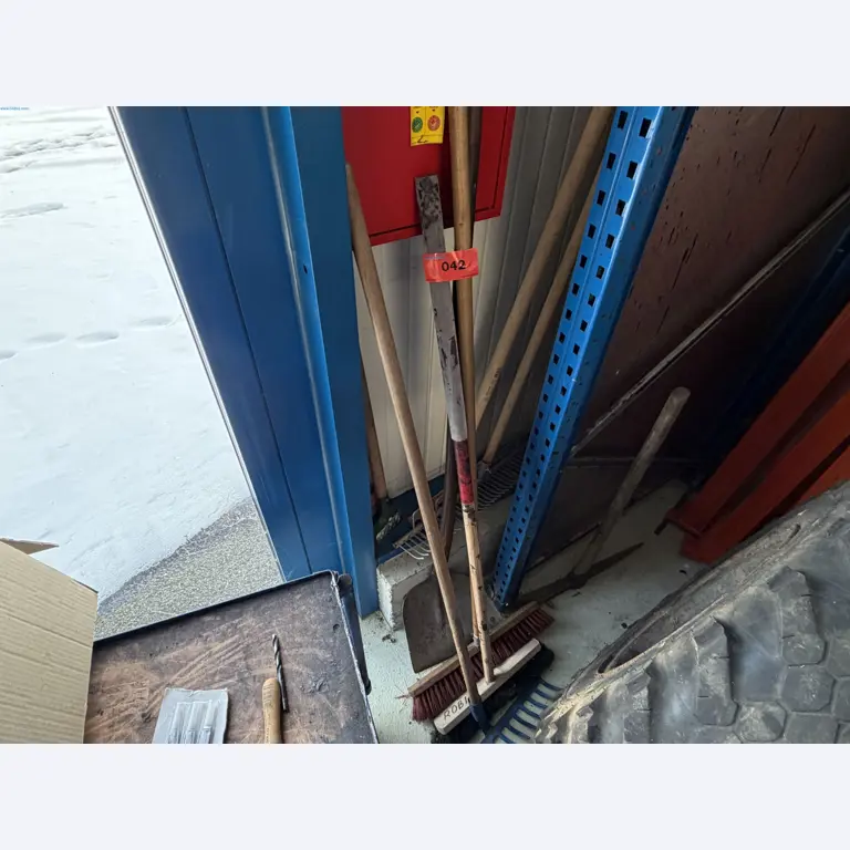 Operating equipment of a technical flocking company-1