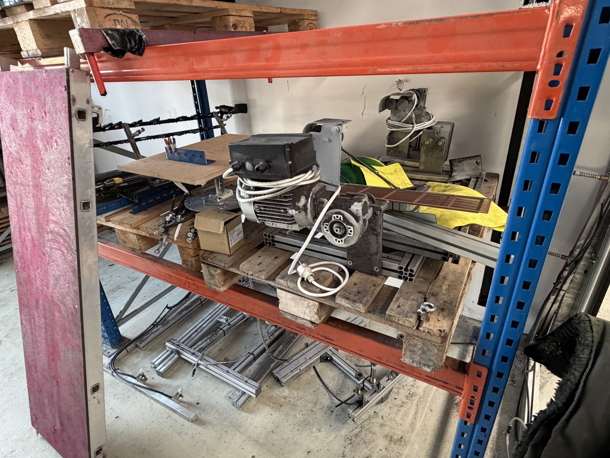 Operating equipment of a technical flocking company-2