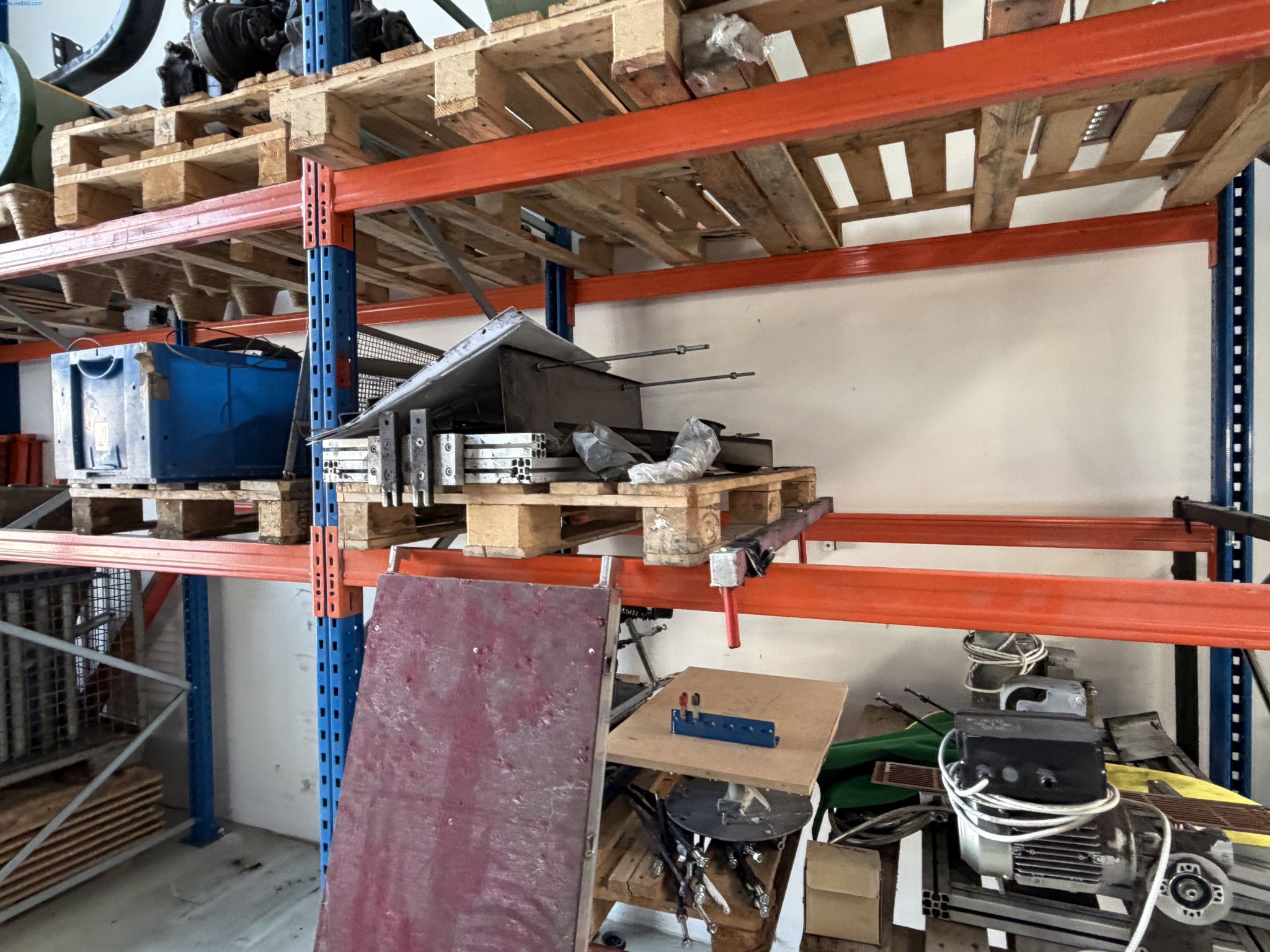 Operating equipment of a technical flocking company-4