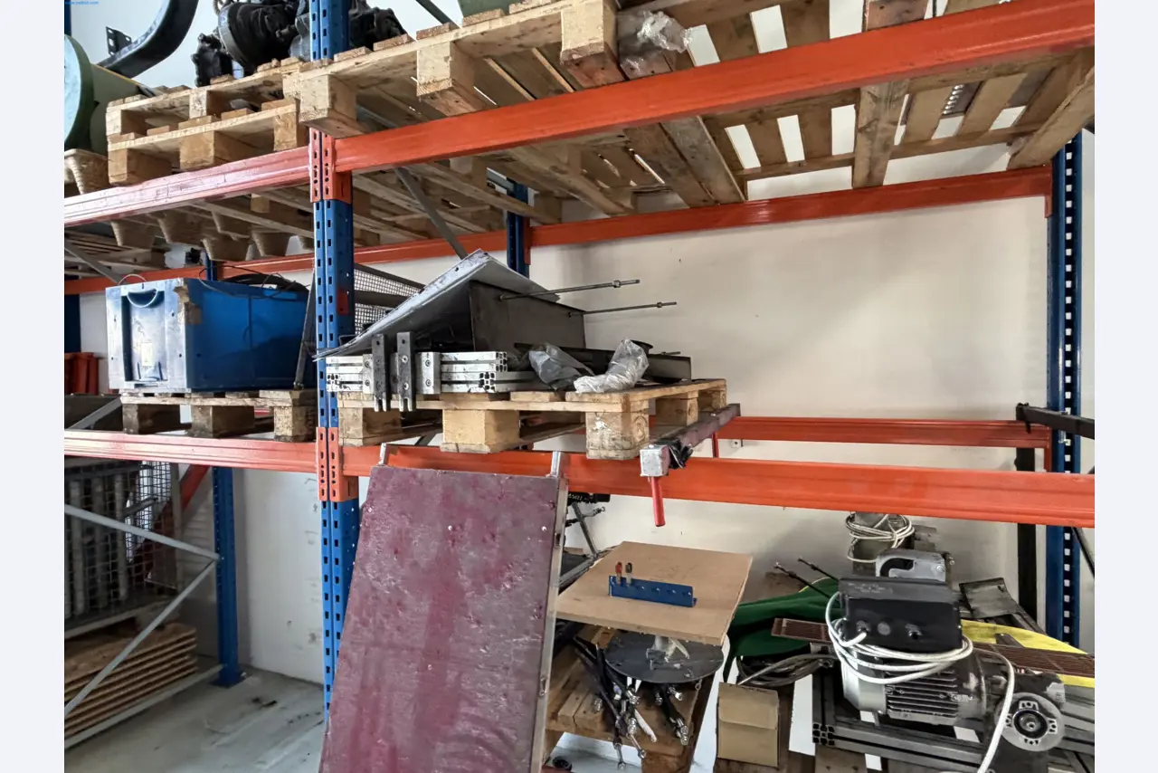 Operating equipment of a technical flocking company-4