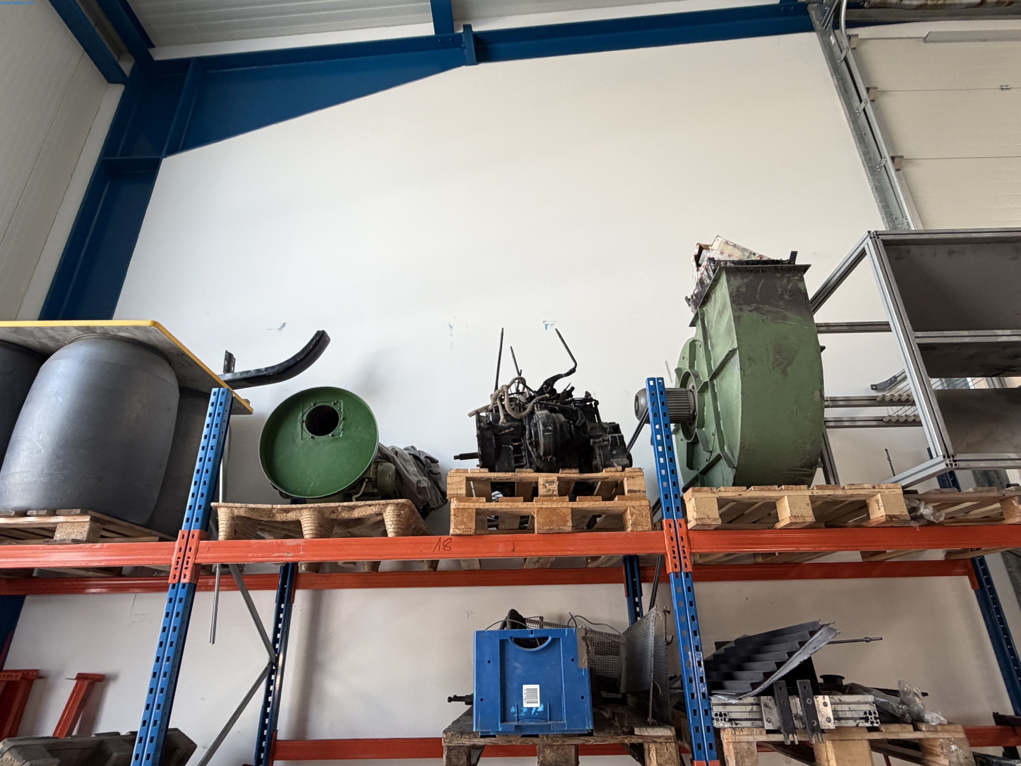 Operating equipment of a technical flocking company-6